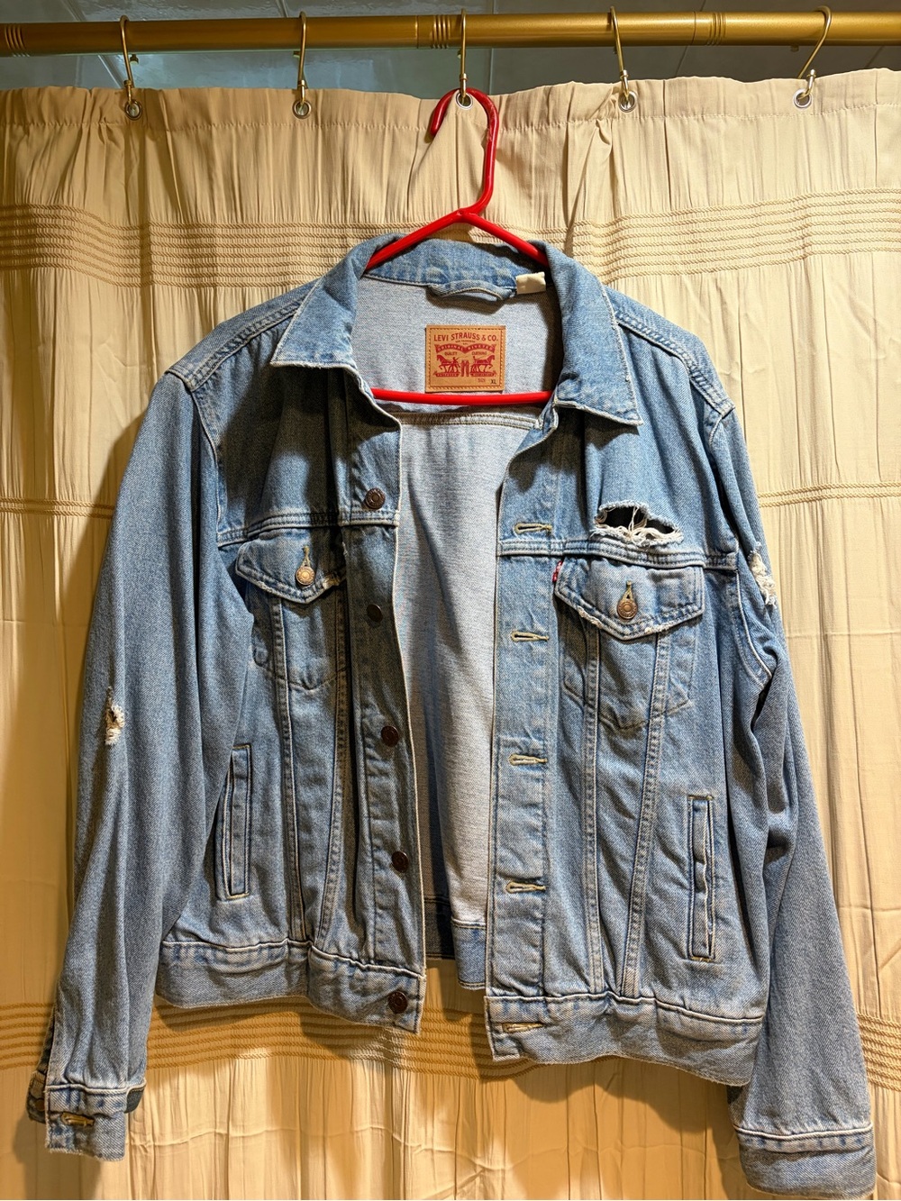 Levi's Women’s Light Blue Denim Jacket - Picture 2 of 4